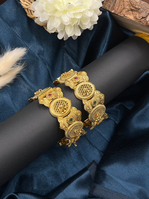 Vanmayi Heritage Bangles