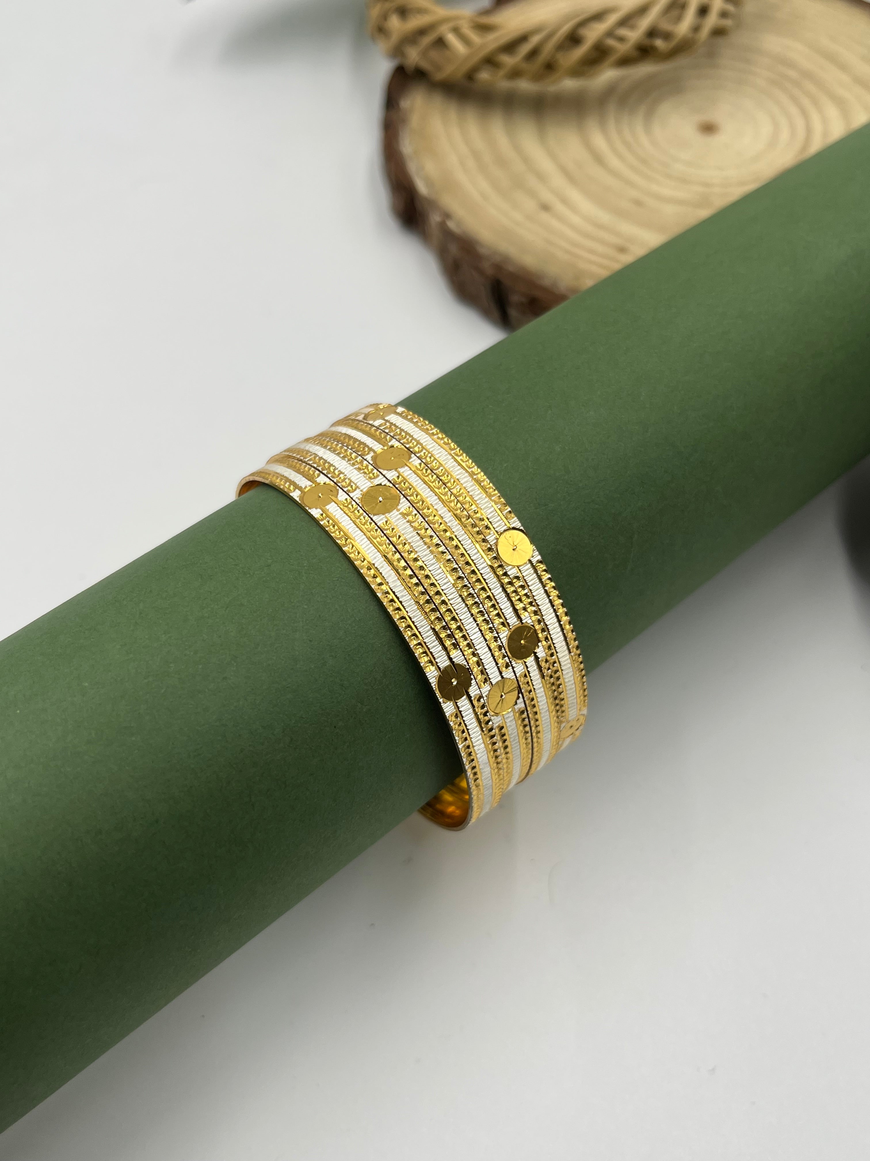 Moksha Bangle Set (4 Pieces)