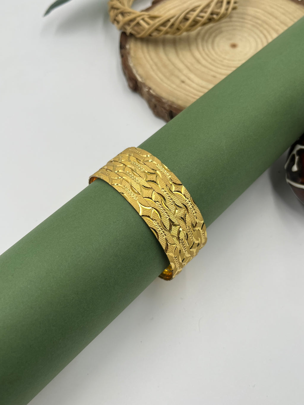 Suvira Bangle Set (4 Pieces)