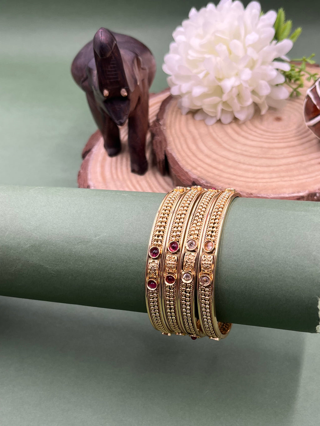 Kanika Rekha Bangle Set