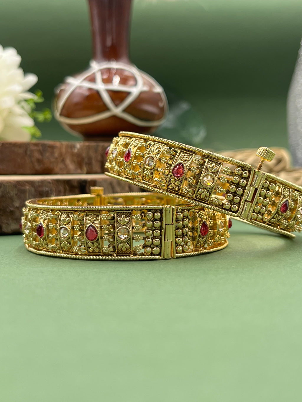 Ratnagarbha Rajvi Kada