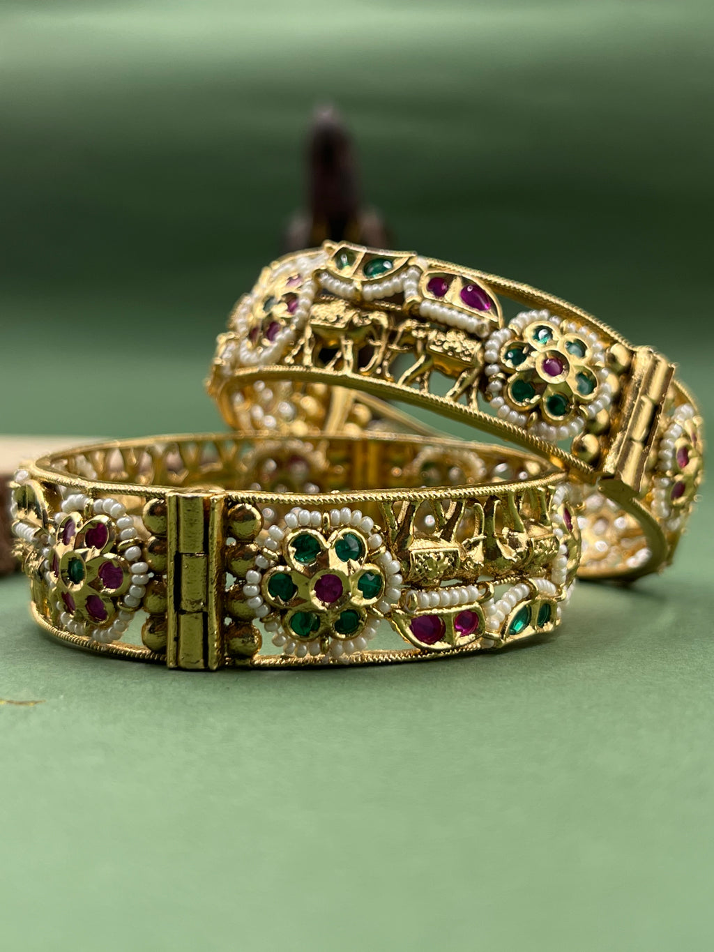 Rajankita Virasat Bangles