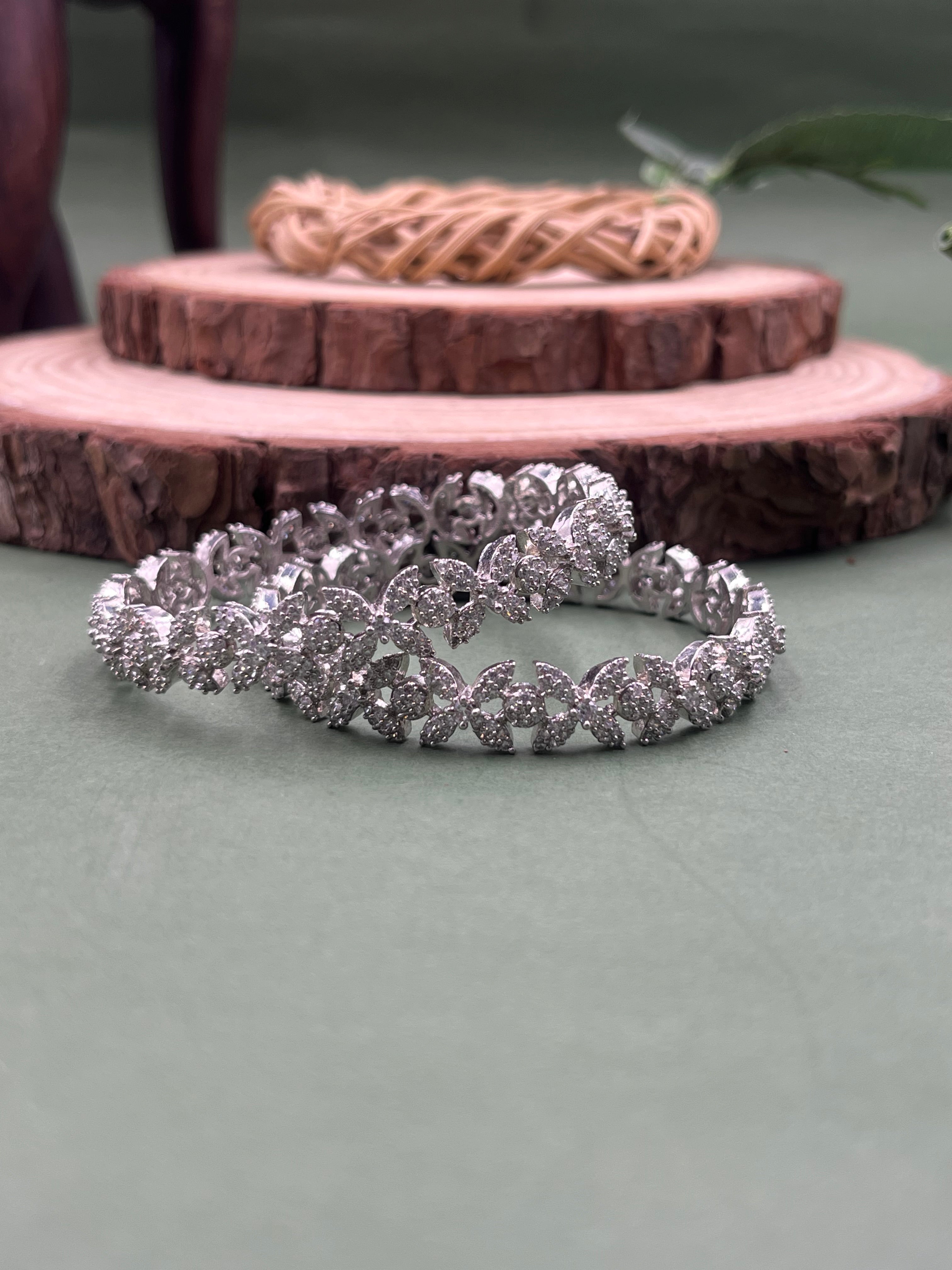 Cenra Motif AD Bangle Set