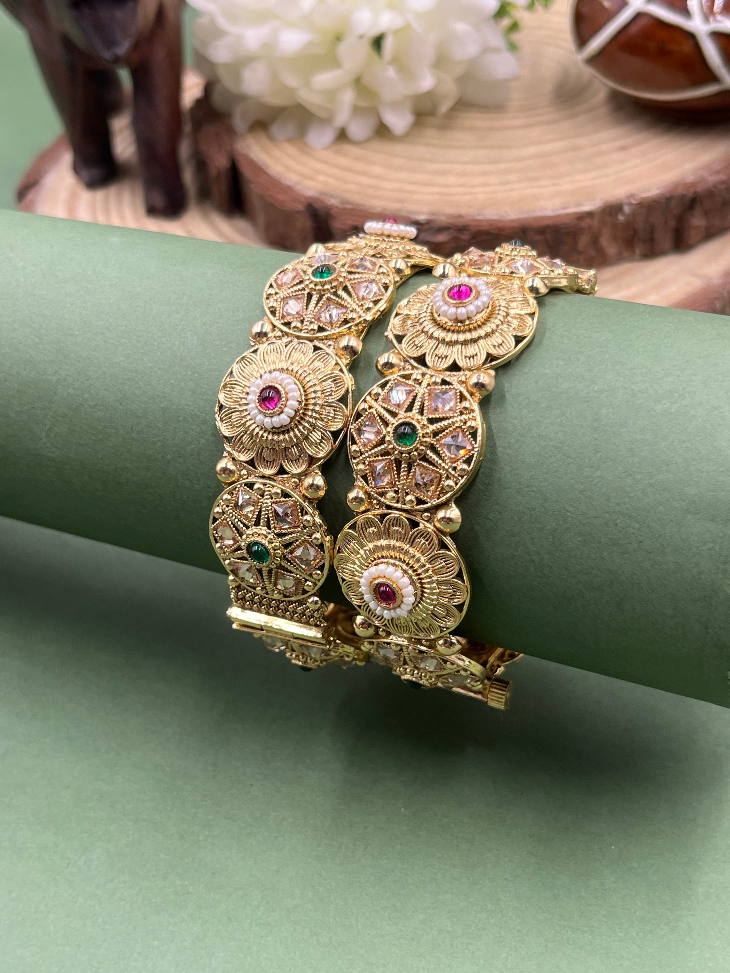 Pushpavali Kada Set