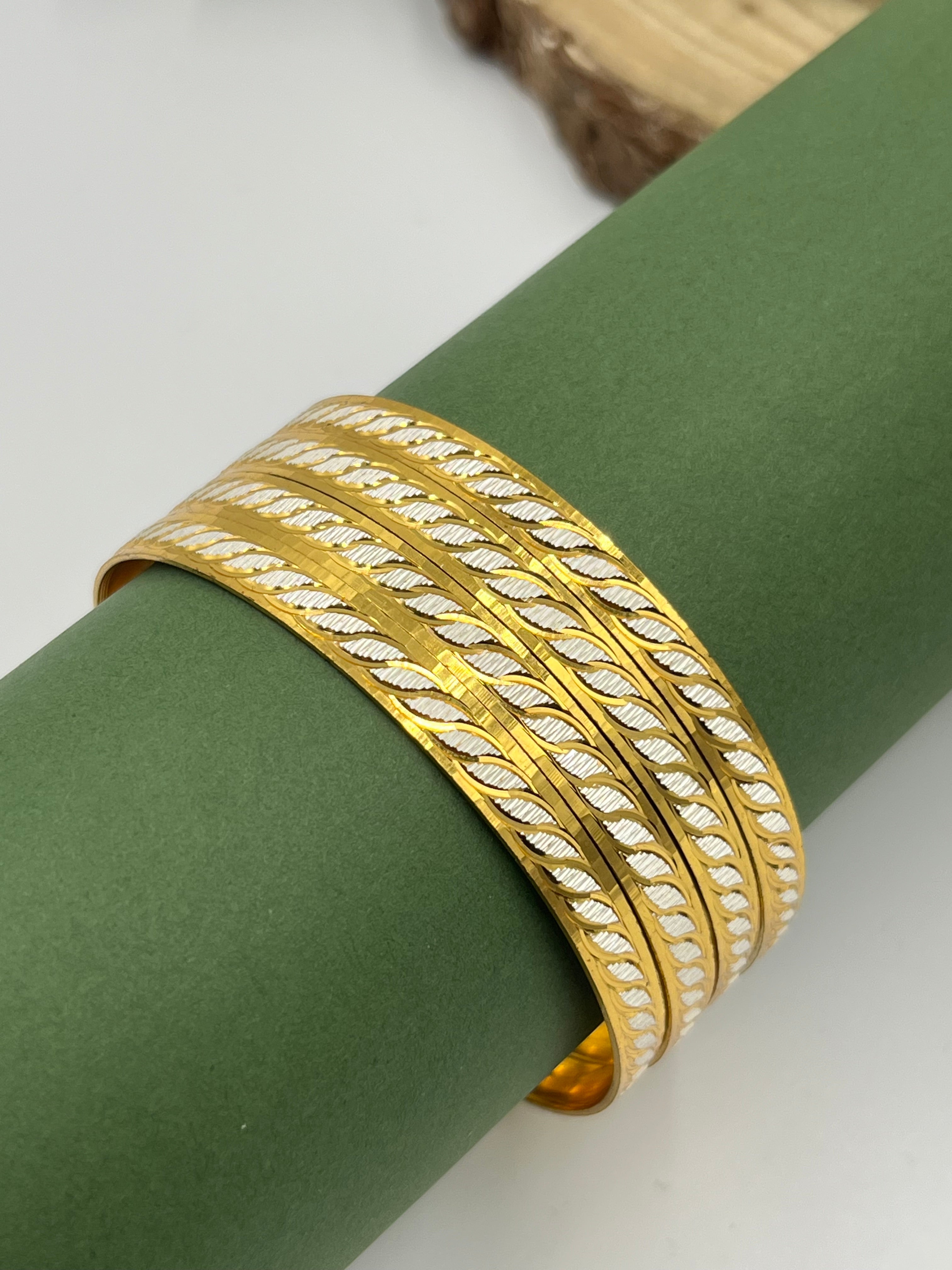 Iravati Bangle Set (4 Pieces)