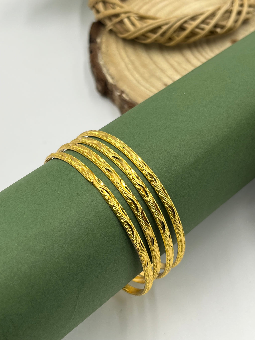 Reeva Bangle Set (4 Pieces)