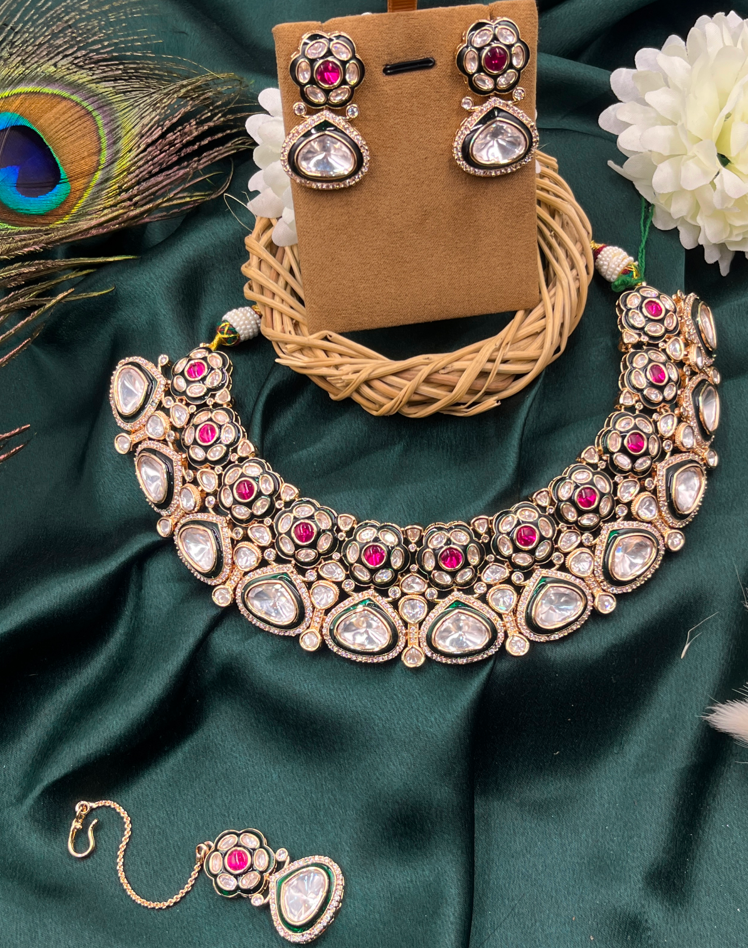 Aarohi Moissanite Choker Set