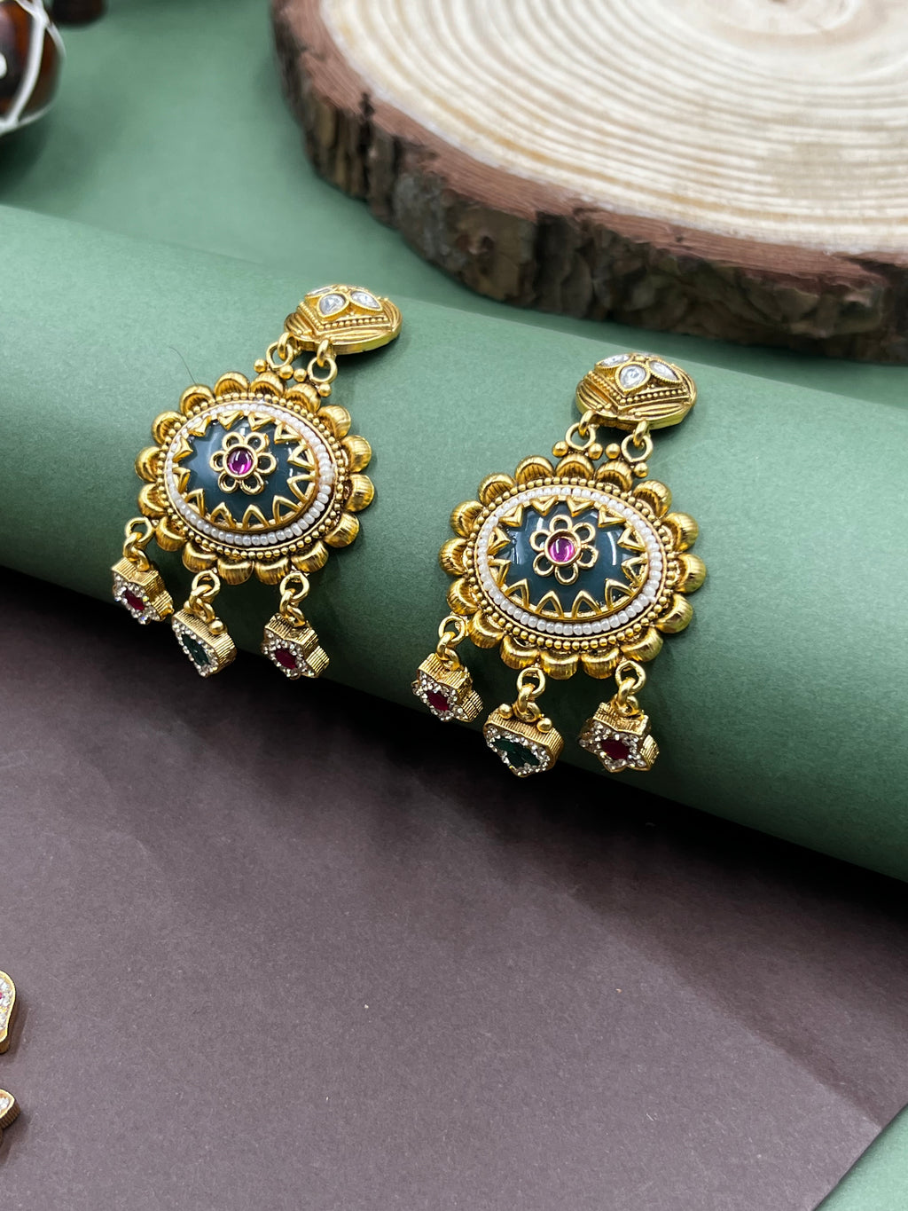 Noor-e-Riwaayat Heritage Necklace Set
