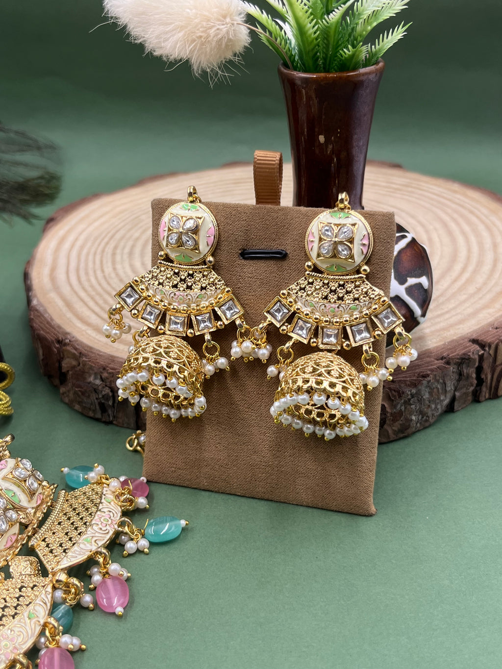 Pushpika Pastel Kundan Choker