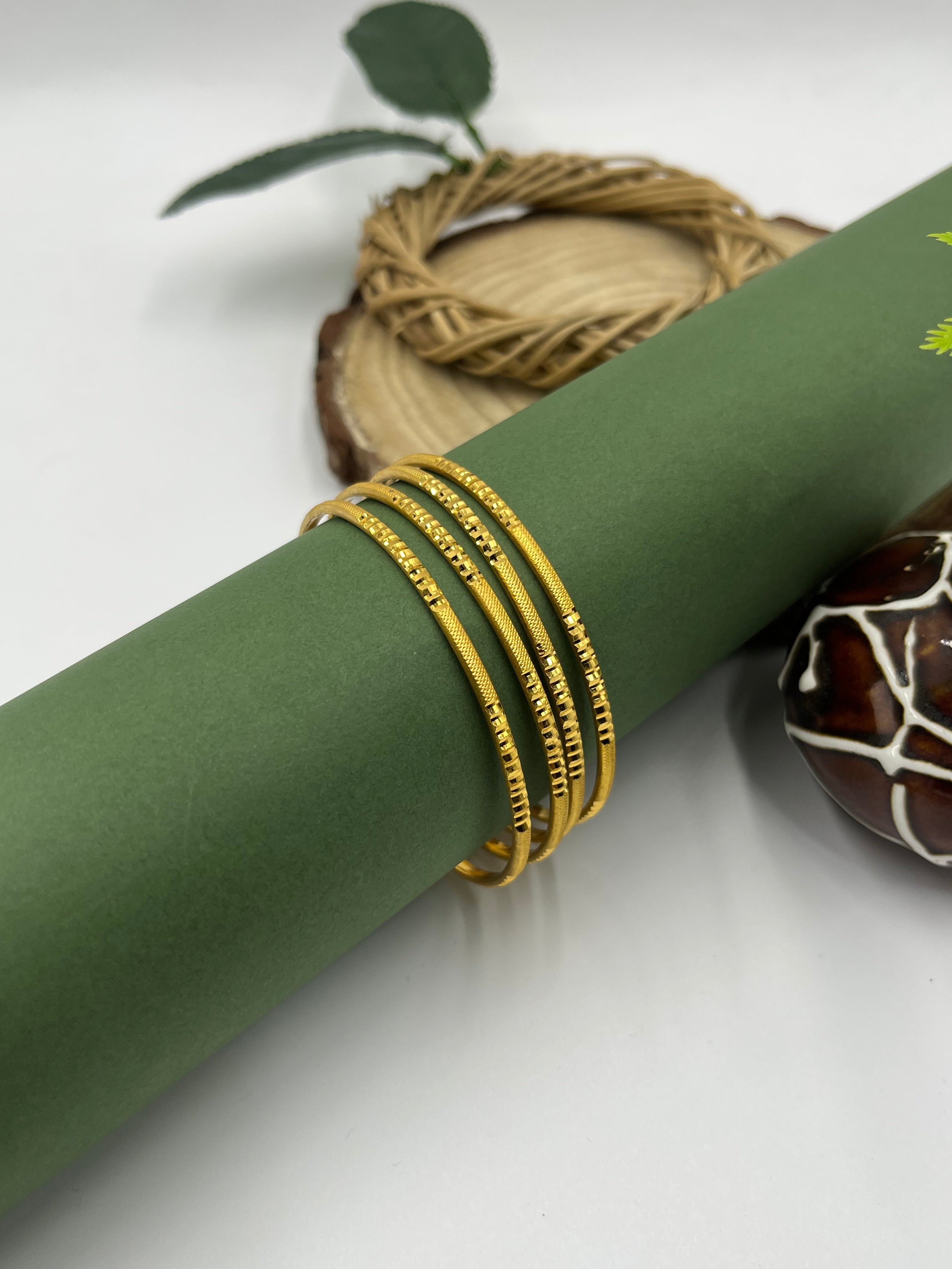 Vedika Bangle Set (4 Pieces)