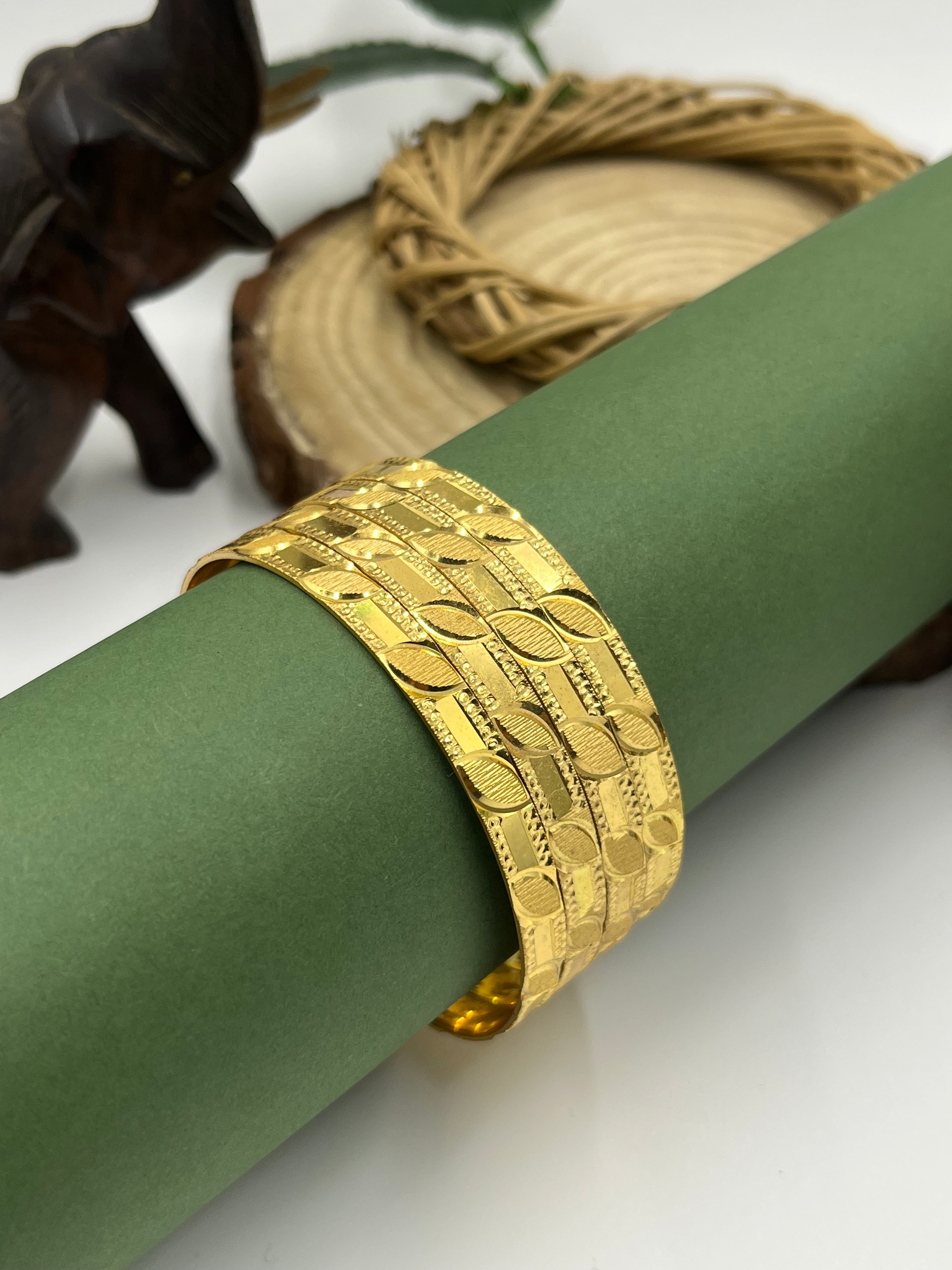 Swarnika Bangle Set (4 Pieces)