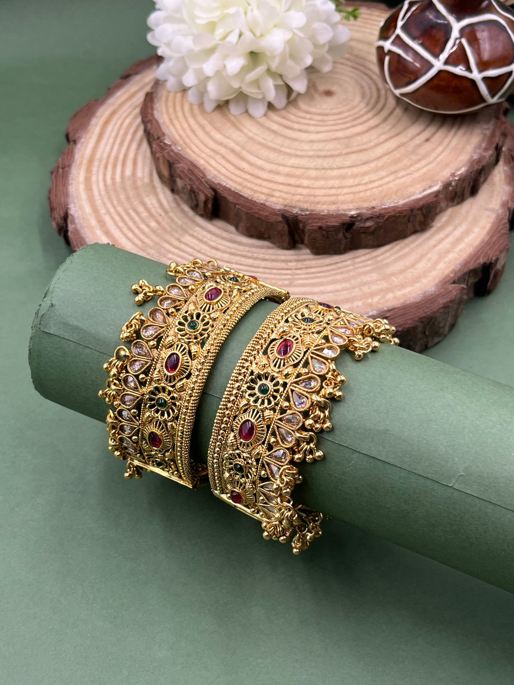 Rajvika Jhumar Bangles
