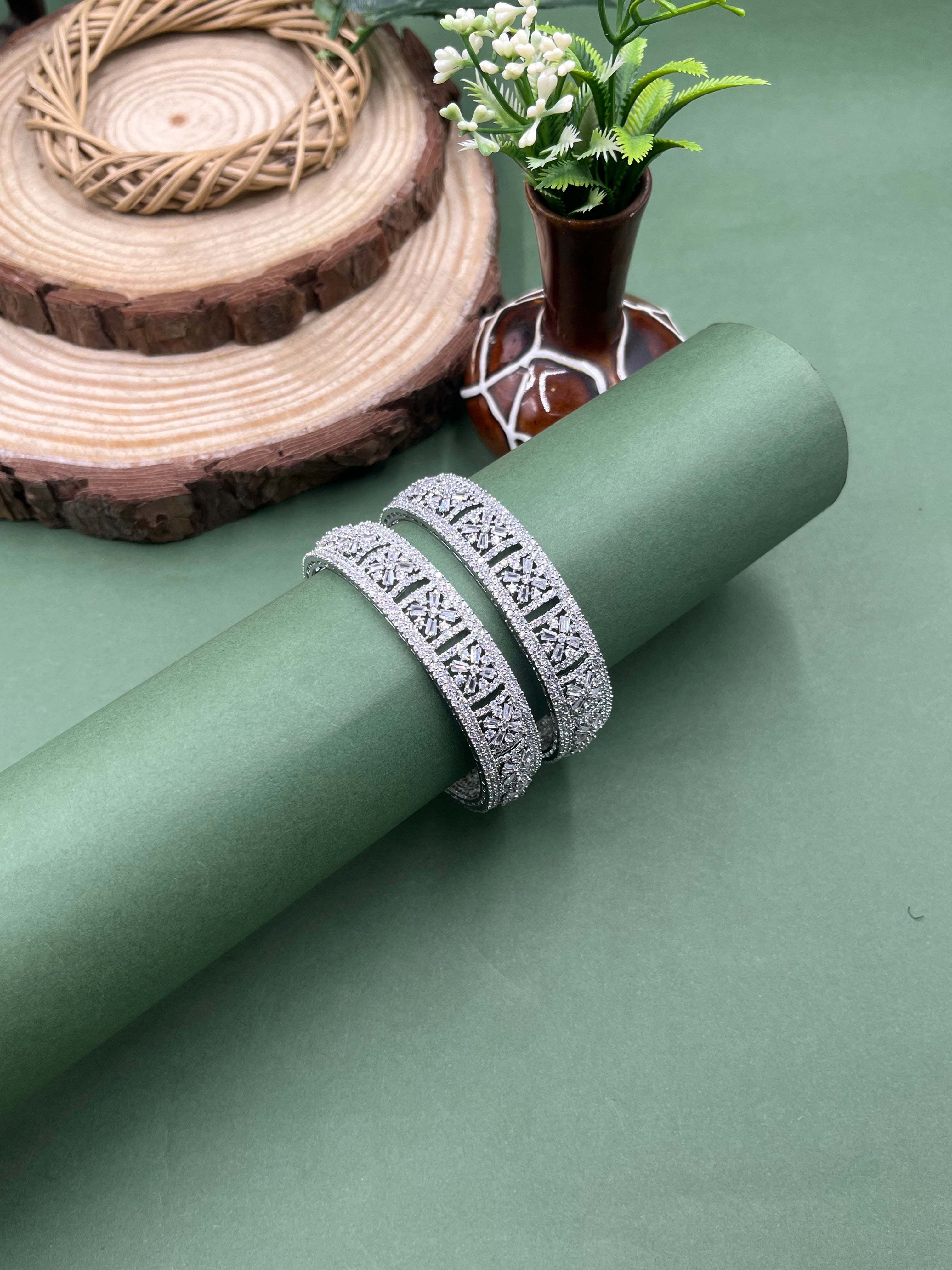 Sovra Finish AD Bangle Set