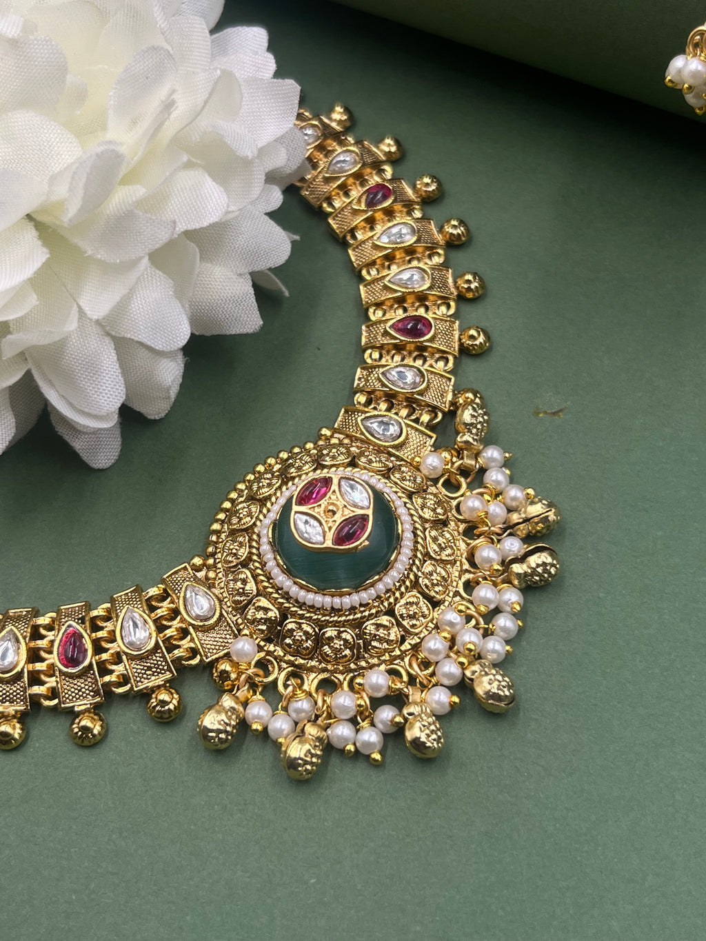 Devika Heritage Haar
