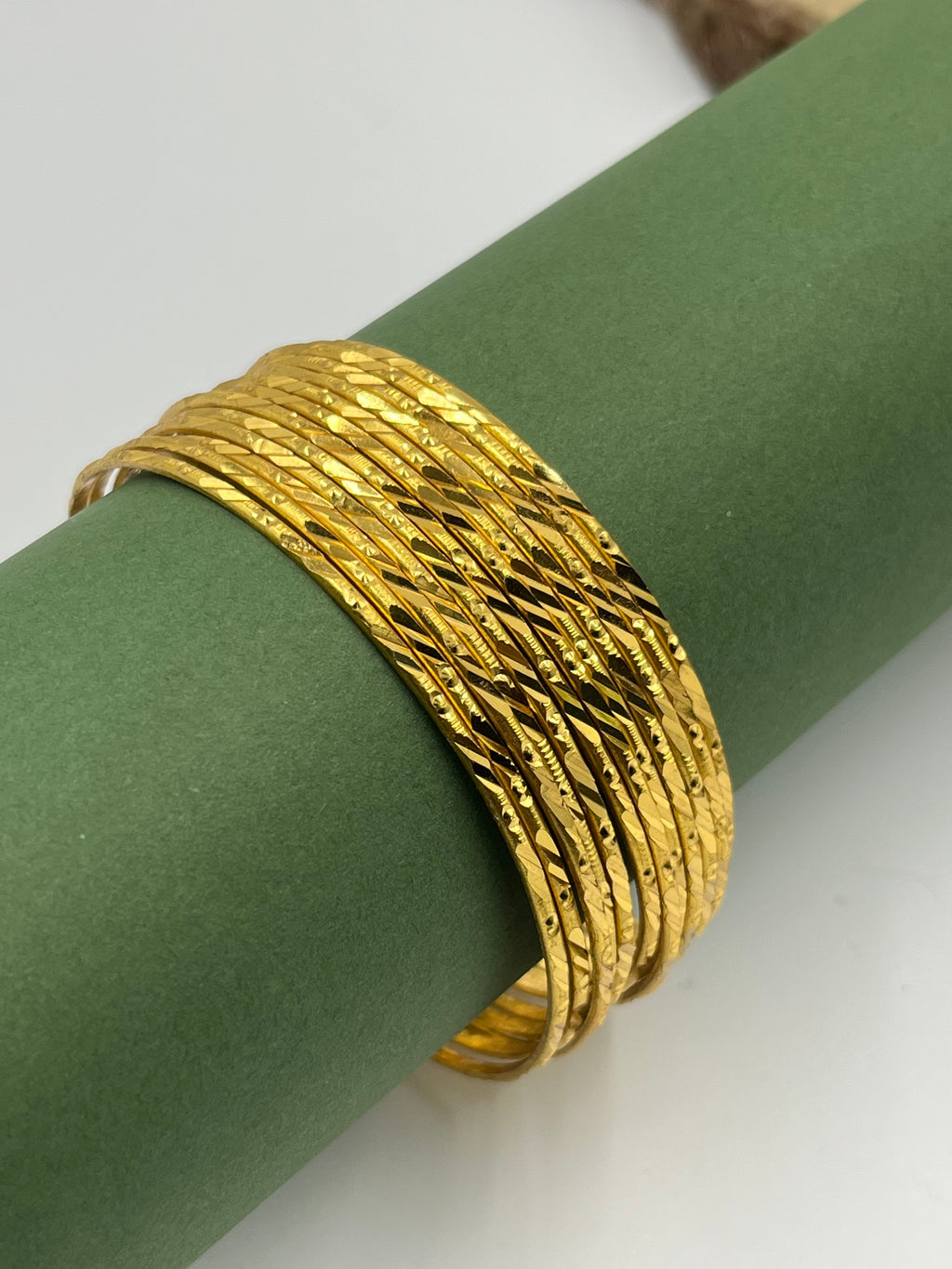 Yuvika Bangle Set (4 Pieces)