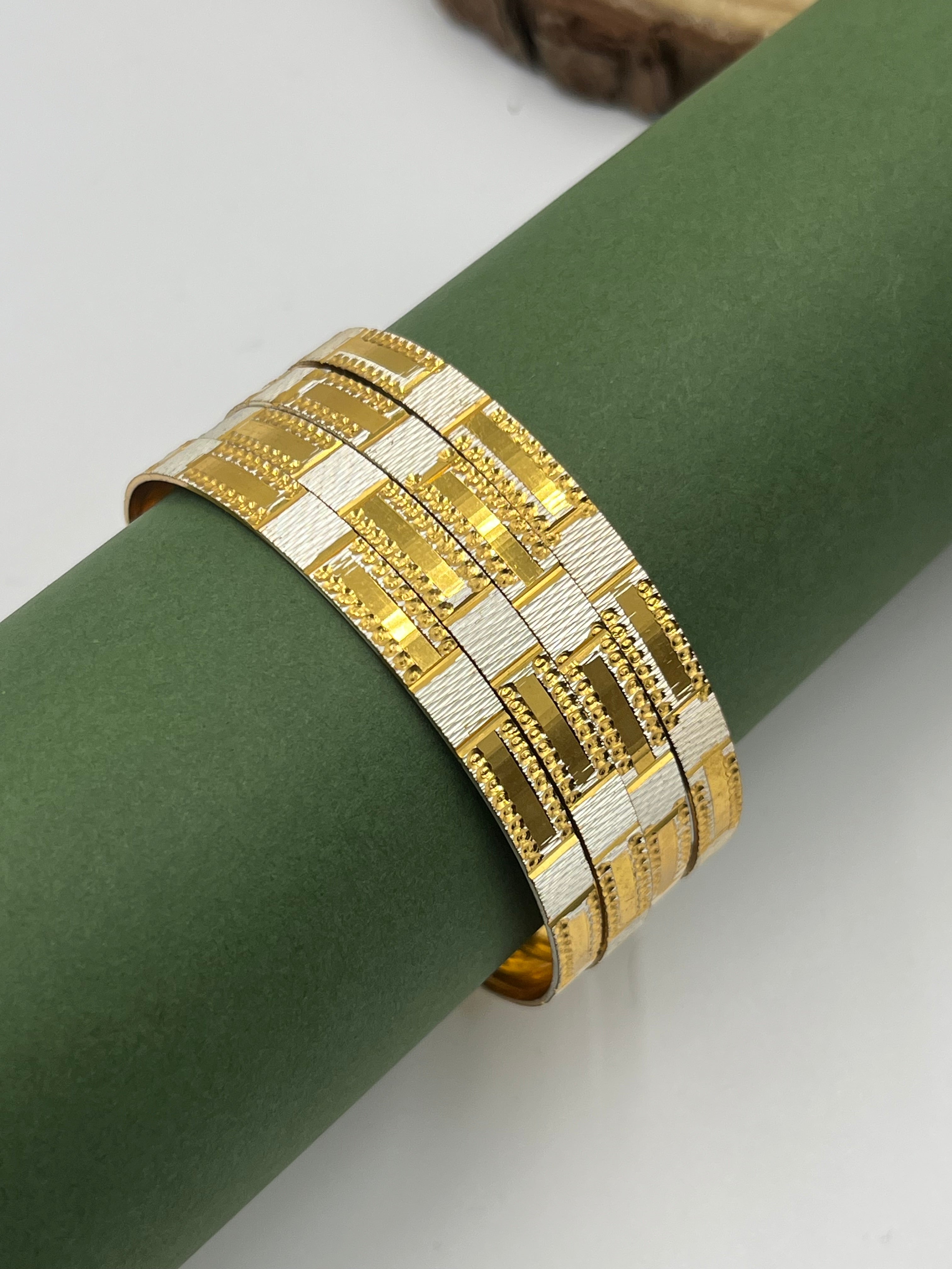 Eshika Bangle Set (4 Pieces)