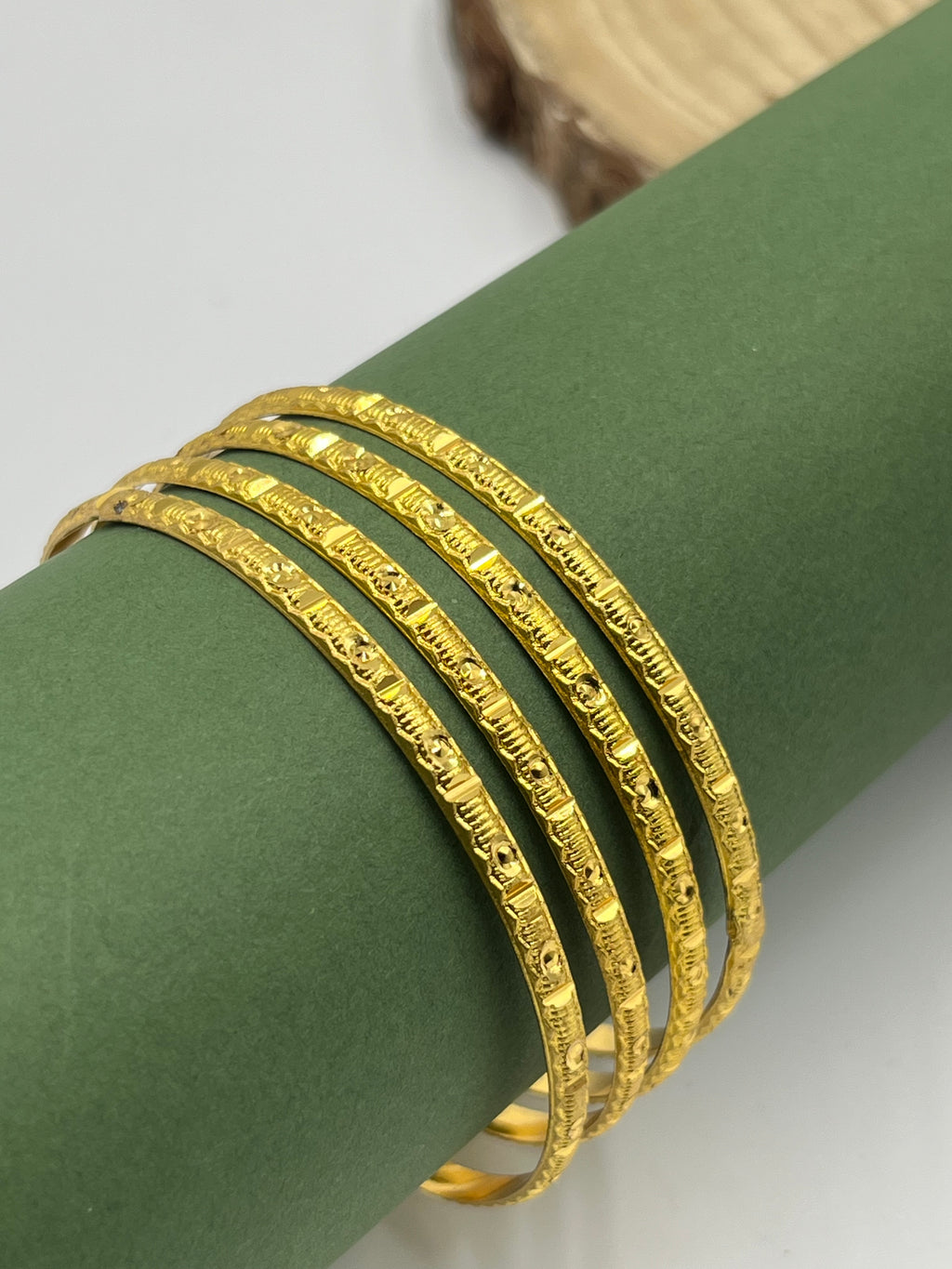 Zivika Bangle Set (4 Pieces)