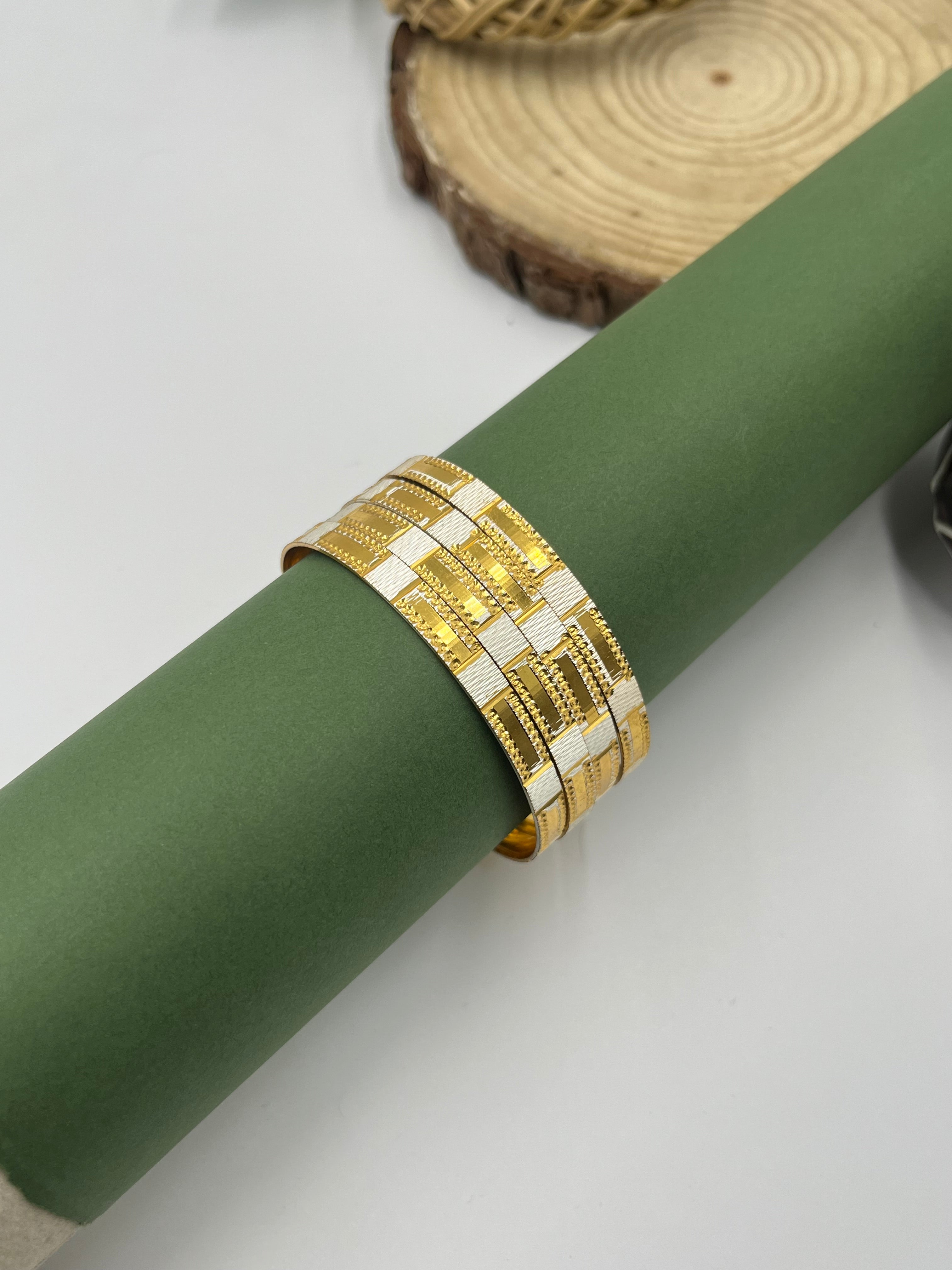 Eshika Bangle Set (4 Pieces)