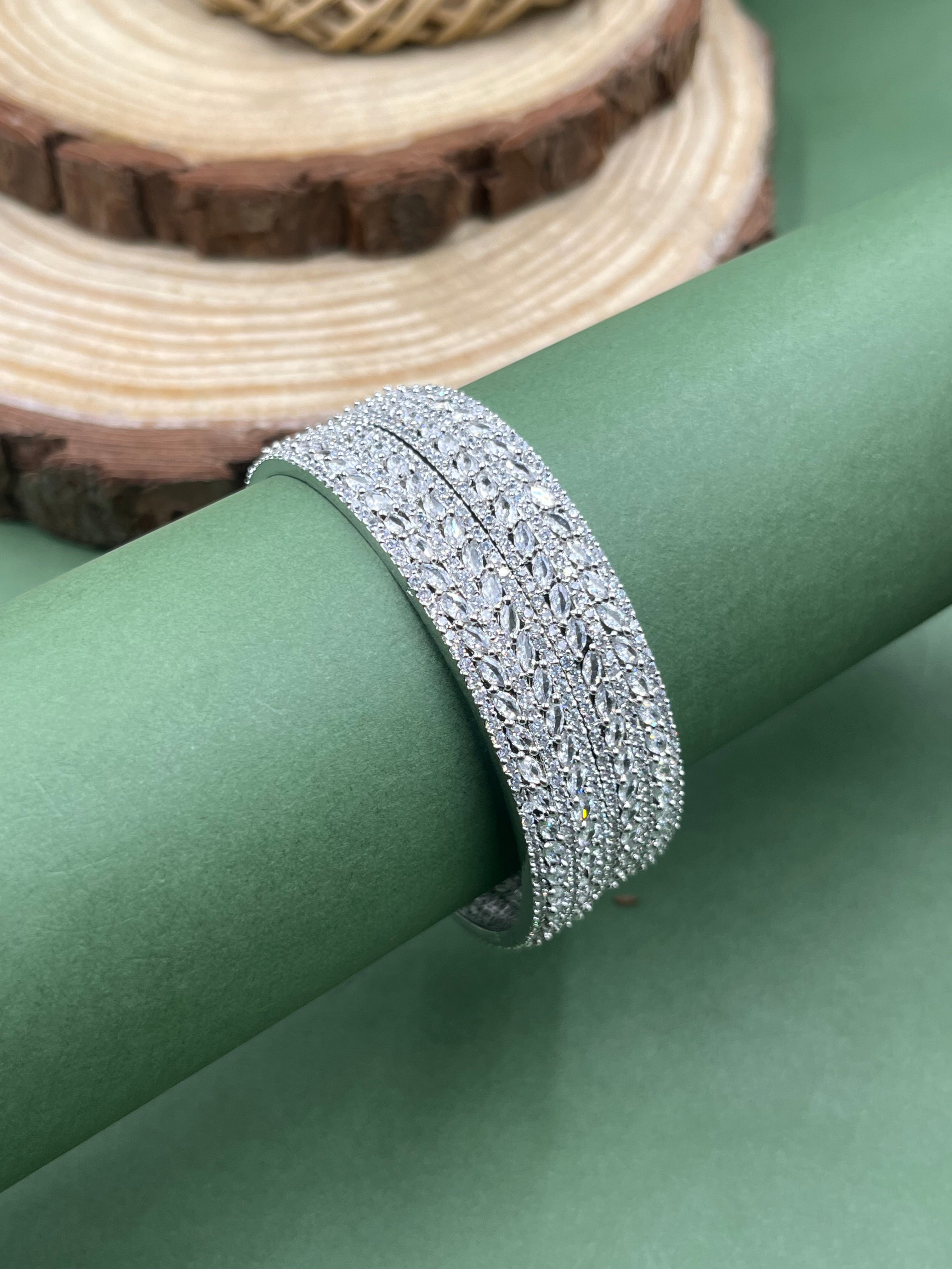 Evara Mesh AD Bangle Set