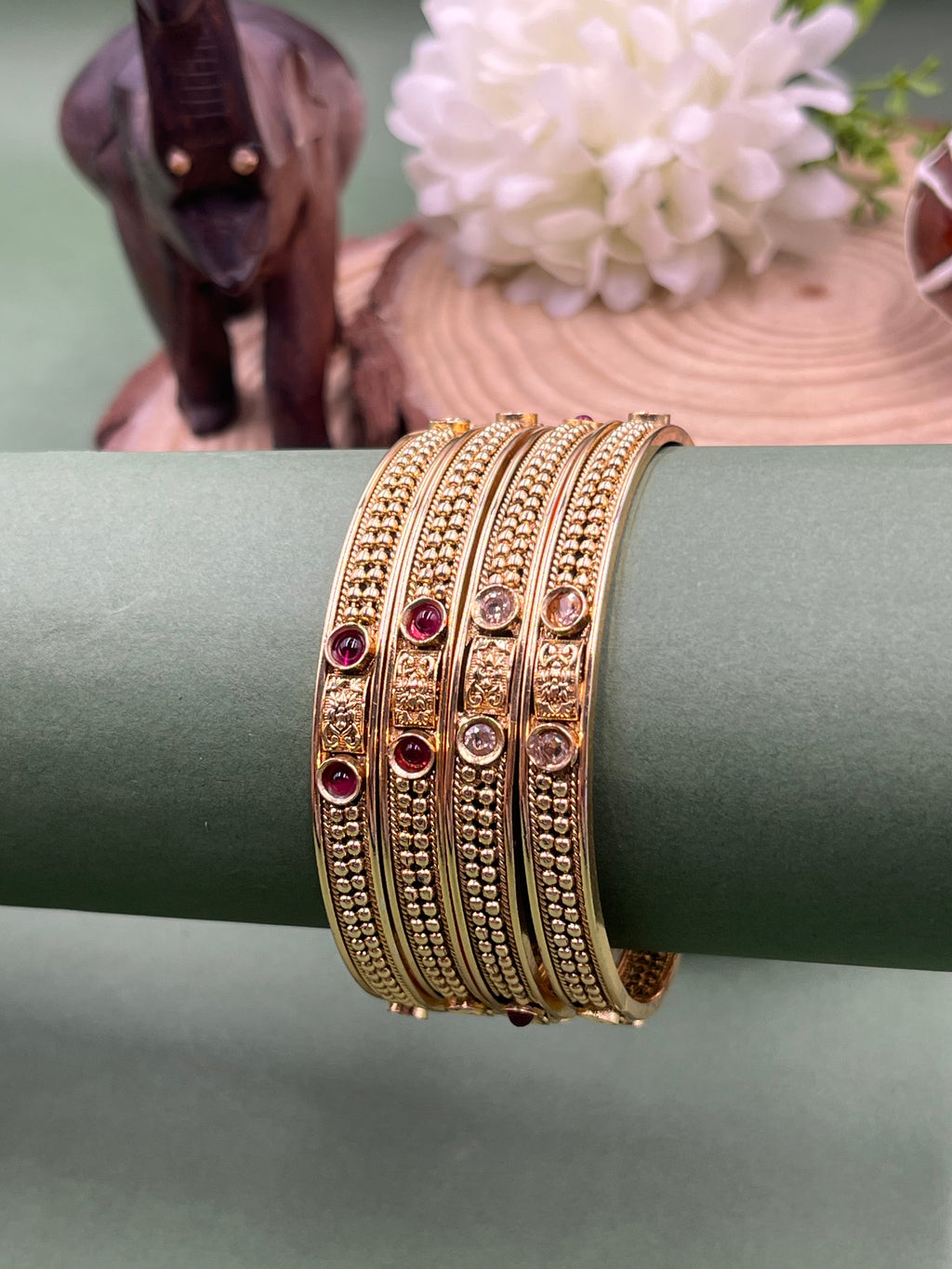 Kanika Rekha Bangle Set