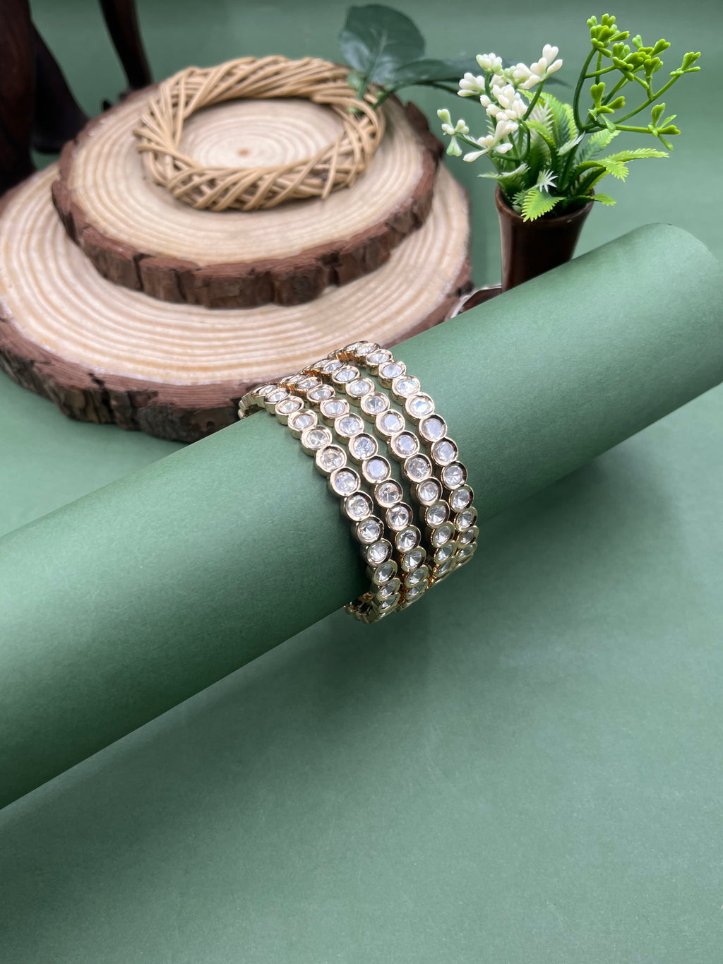 Arvée Moissanite Spark Bangles