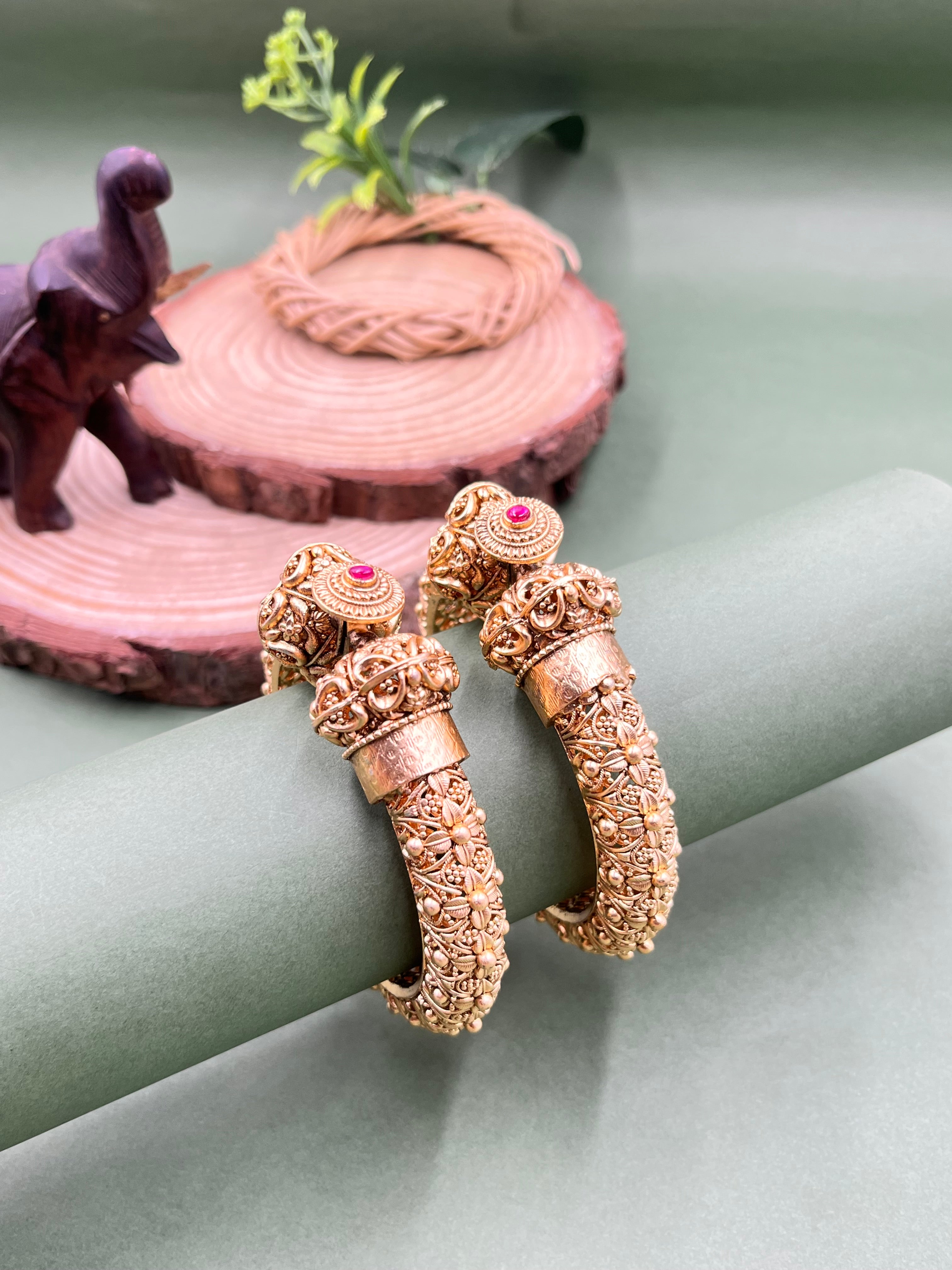 Rajwada Pushpa Bangles