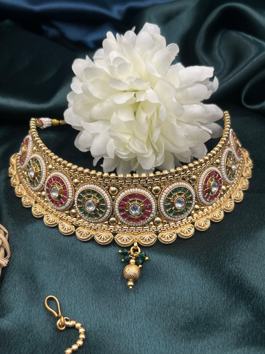 Classic Kundan Choker Set