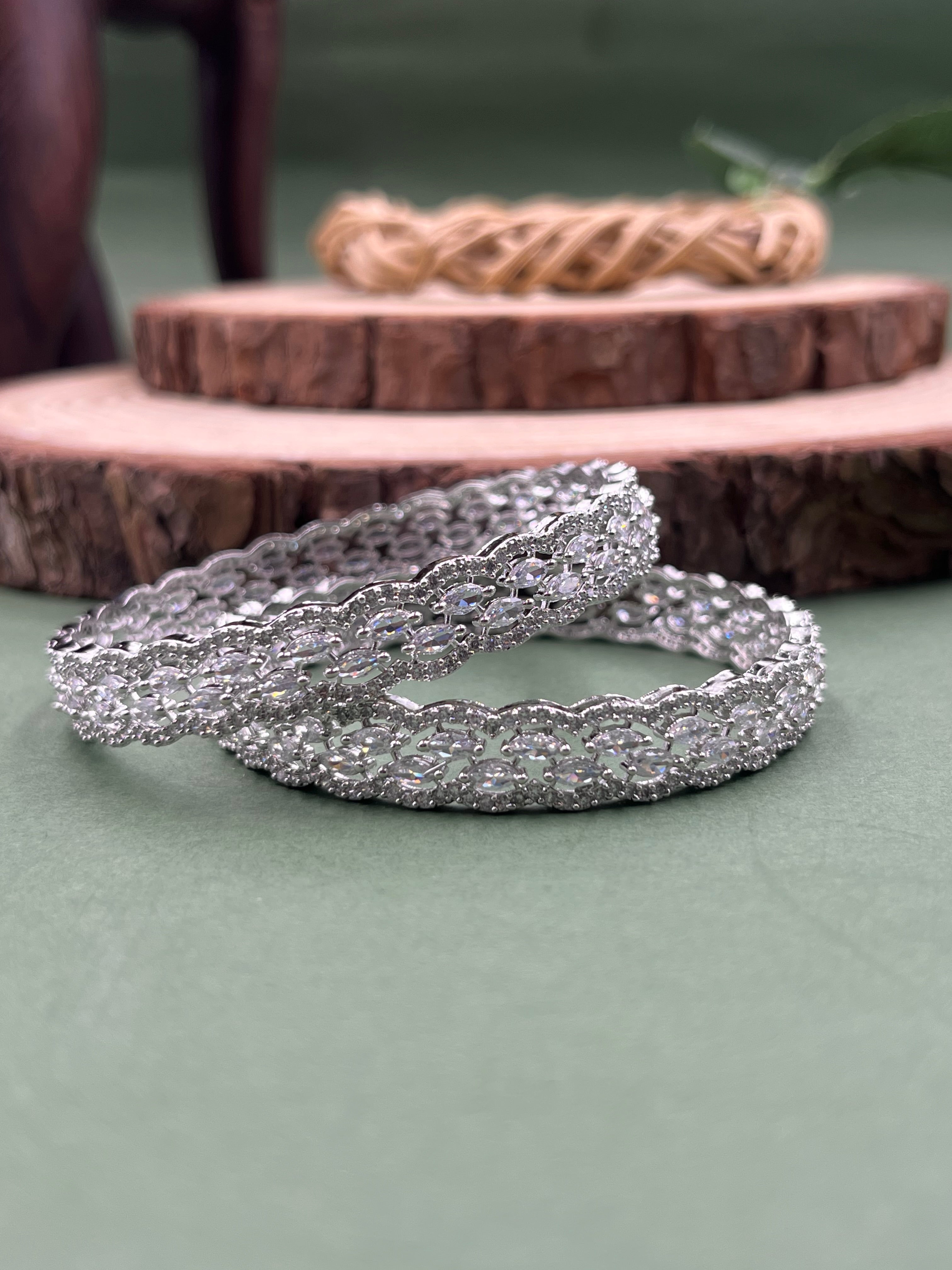 Virel Structure AD Bangle Set