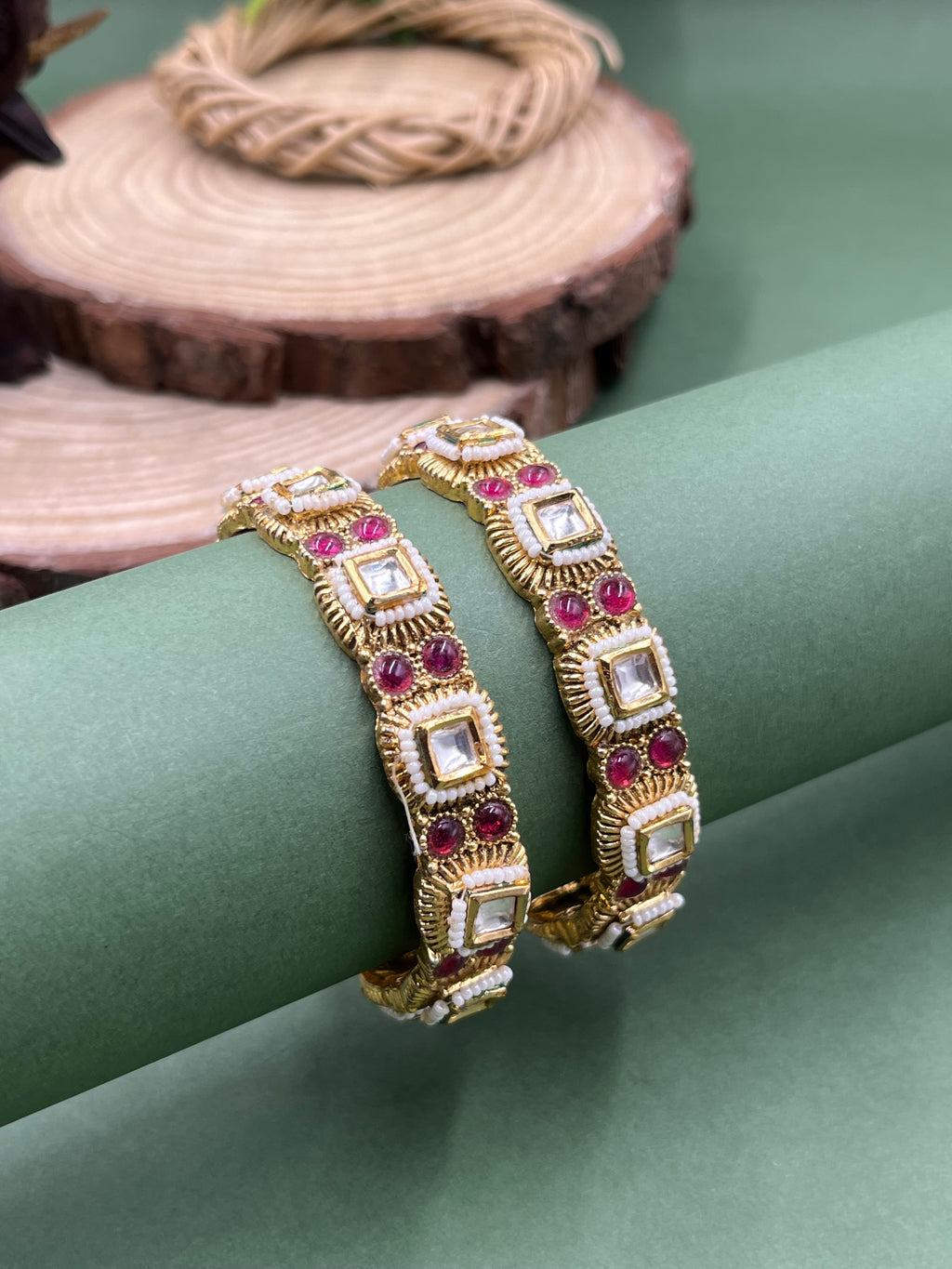 Ruhani Royale Kundan Bangles