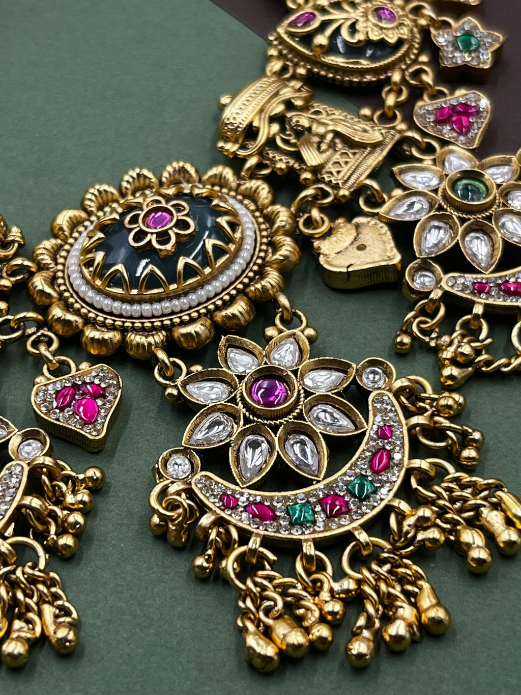 Noor-e-Riwaayat Heritage Necklace Set
