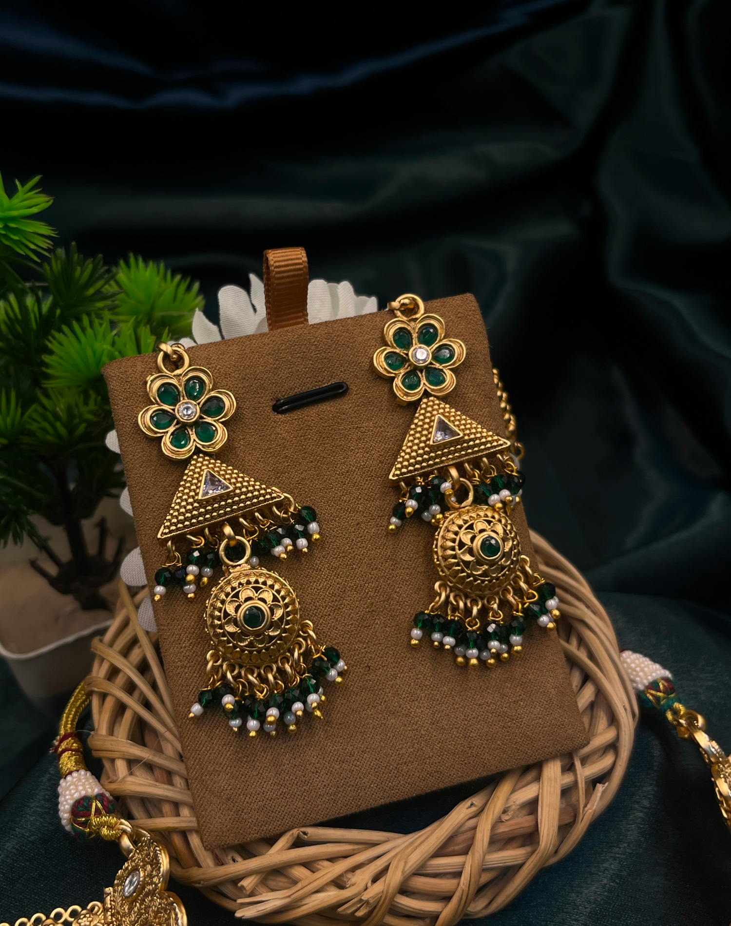 Golden Veda Heritage Choker